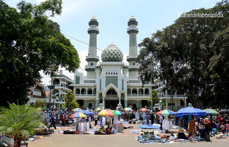La gran Mesquita Jami de Malang