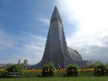 Hallgrims és la principal església de Reykjavik. I la seva arquitectura sorprén!